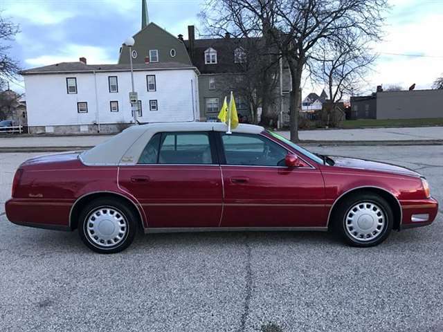 2005 Cadillac Deville 4dr Sedan